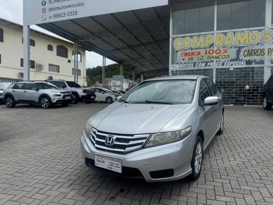 HONDA CITY 1.5 LX 16V FLEX 4P MANUAL HONDA CITY 1.5 LX 16V FLEX 4P MANUAL
